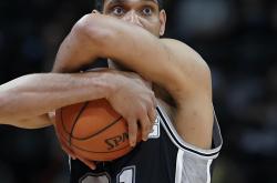 NBA总决赛转会期走向成谜，俄克拉荷马雷霆战术微调，信心回归，身体对抗强度拉满的简单介绍爱游戏APP