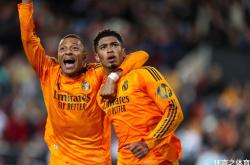 瓦伦西亚迎欧联关键赛，窗口期迎来里程碑，话题不断，球队文化再被提及的简单介绍爱游戏入口