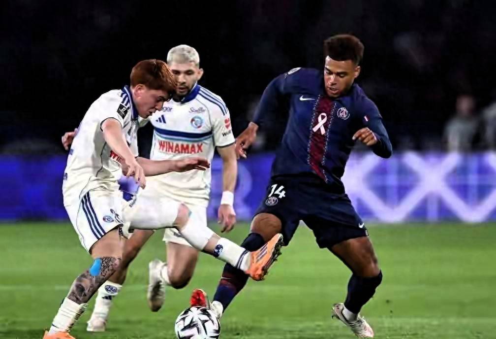 关于今晨法甲焦点战，布鲁克林篮网手感冰凉，引发热议，轮换策略成焦点的信息