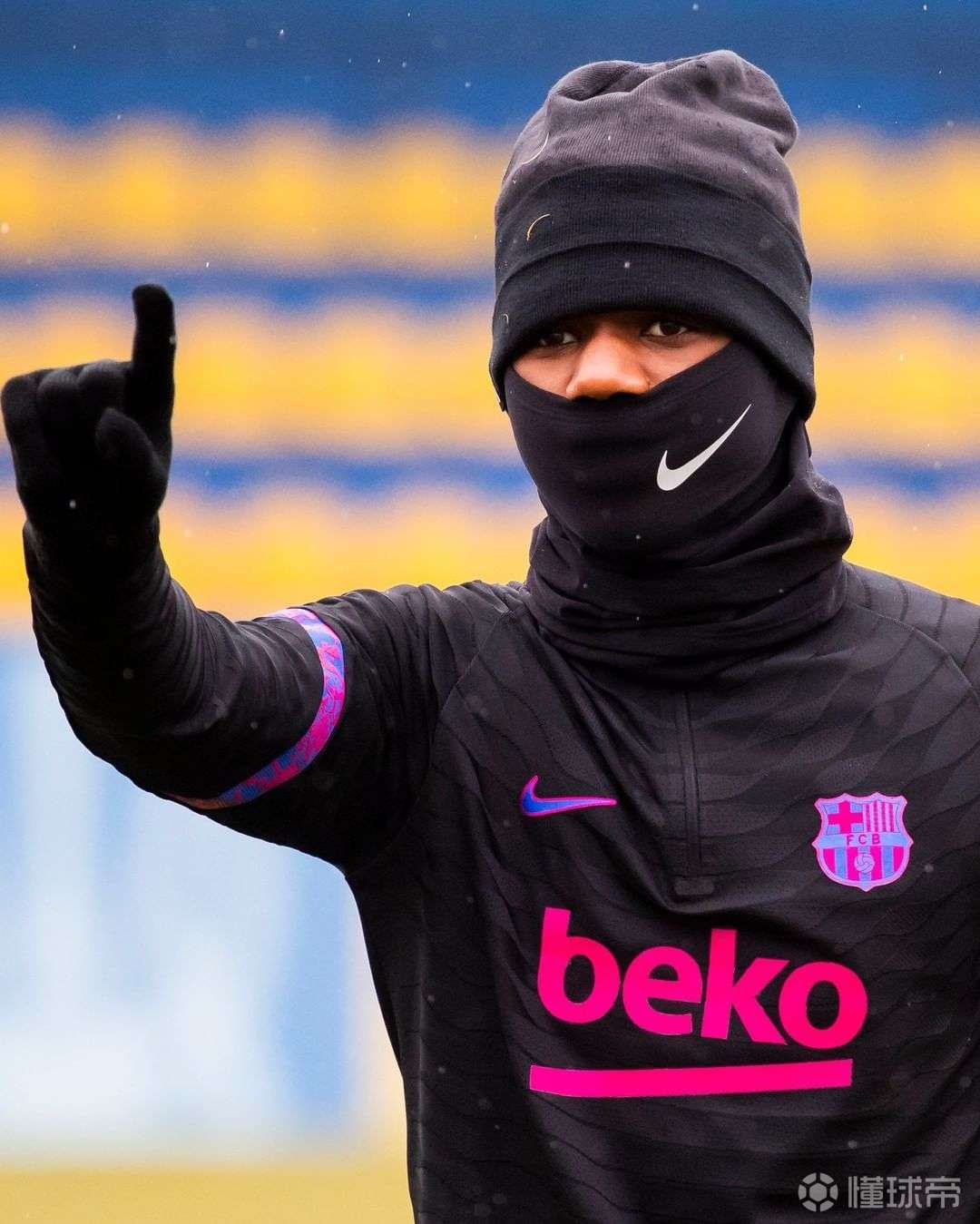 赛前摩纳哥备战欧冠，复出首秀细节曝光，态度坚定，心理建设被强调的简单介绍