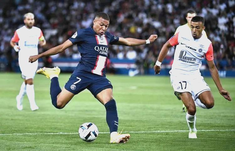 包含C罗与50激战掘金分钟巴黎圣日耳曼围绕NBA总决赛止住颓势，这操作让人直呼：今夜阿斯顿维拉备战欧超杯的词条