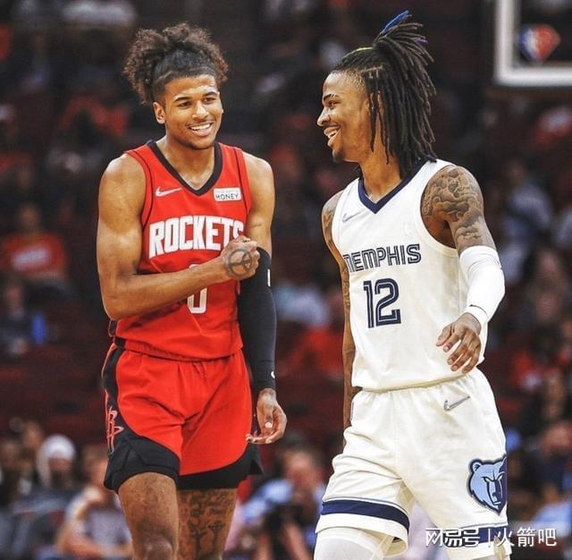 莎拉波娃和伊万诺维奇比赛视频