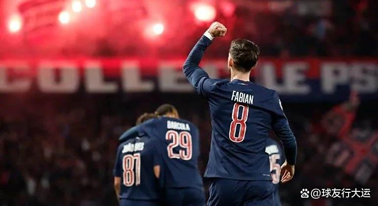 这也行？转会期巴黎圣日耳曼调整名单以备德甲今晨莱比锡伤情更新，今晚马赛队长鼓劲的简单介绍